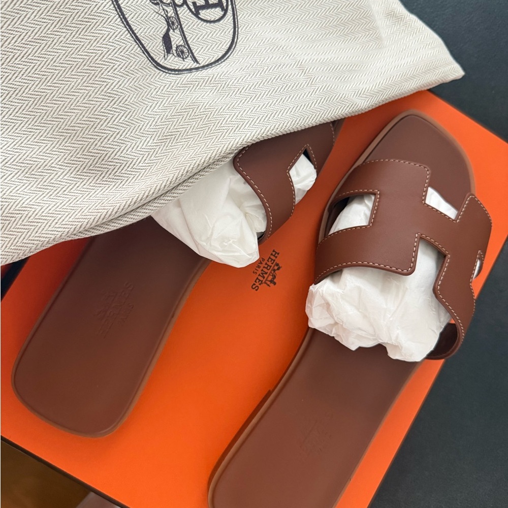 Brown Leather Sandals - authentic/ real- purchased at Hermes store - Picture 4 of 6